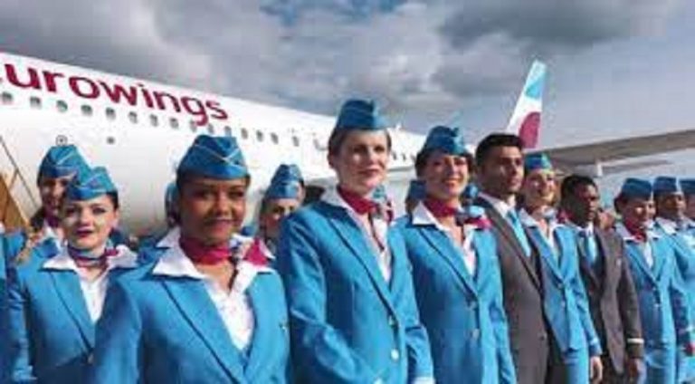 Eurowings, çalışanlarına spor ayakkabı veriyor